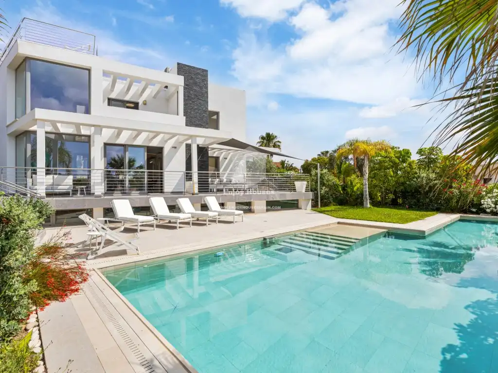 Casa con terraza en venta en Coloma