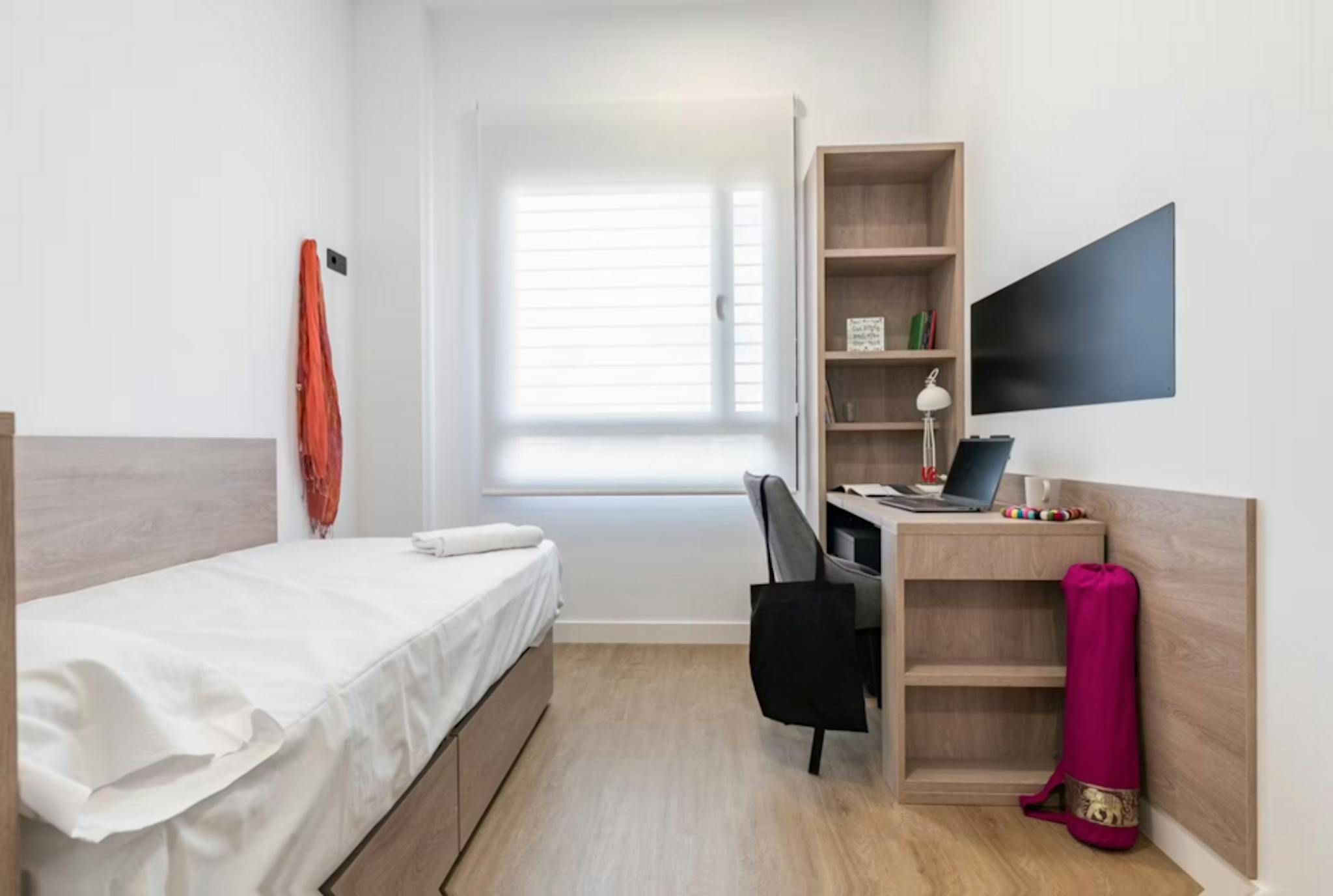 Schlafzimmer von Gebaude zur Miete in  Madrid Capital