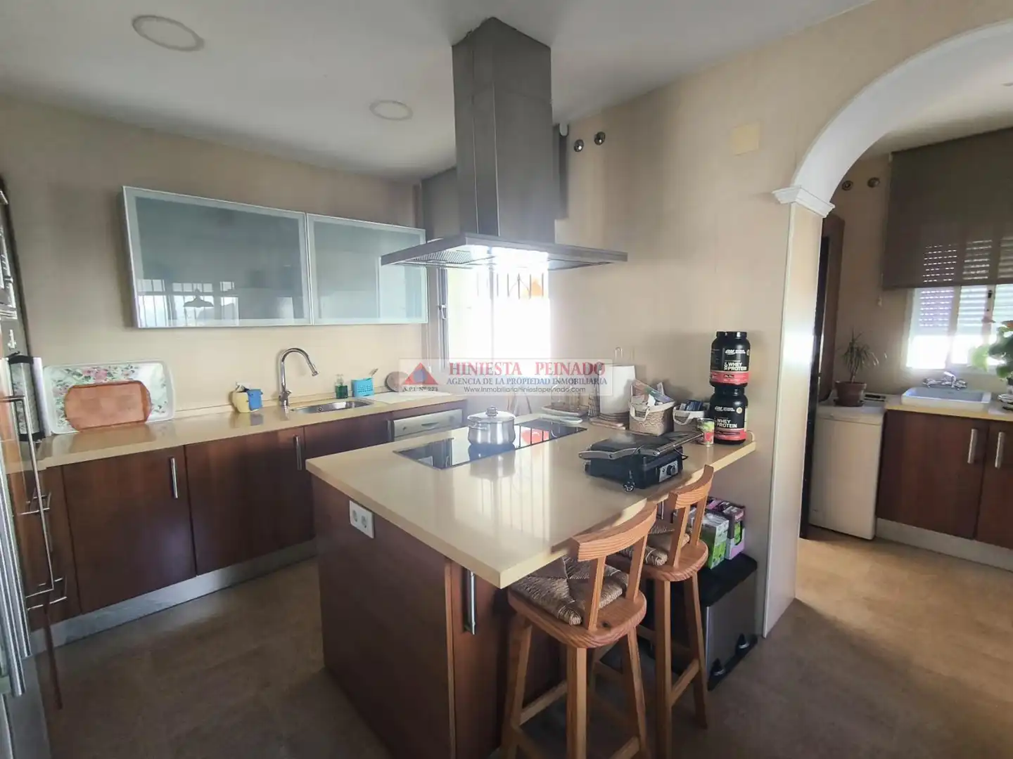 Chalet con piscina en venta en Valdelagrana, imagen 6
