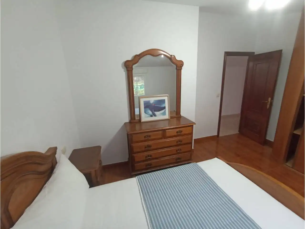Habitación de Piso en venta en Muros con Amueblado y Alarma