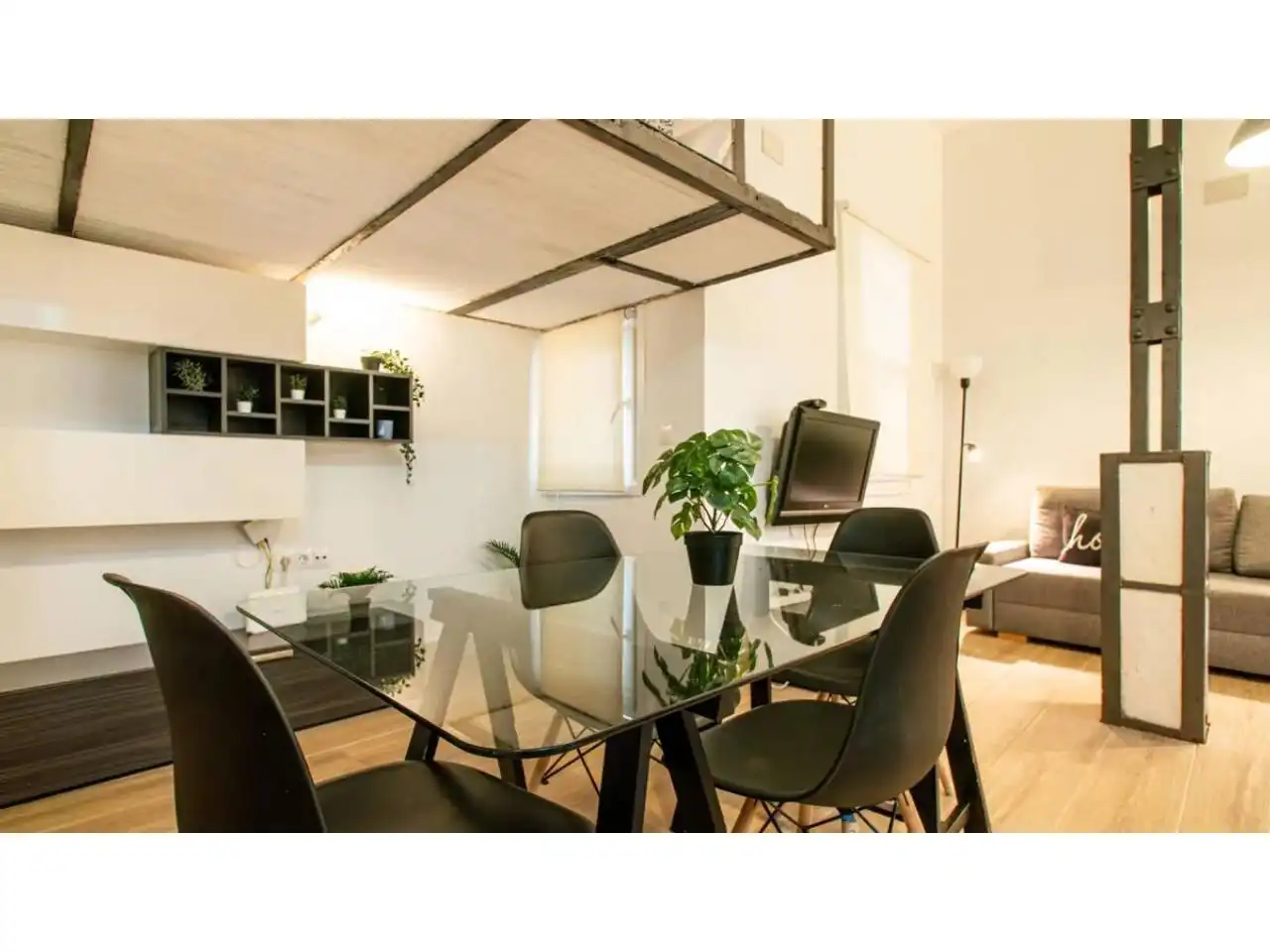 Dining room of Study for sale in Barcelona  with Parquet flooring
