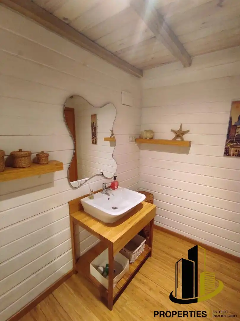 Bathroom of Houses for sale in Aldeacipreste