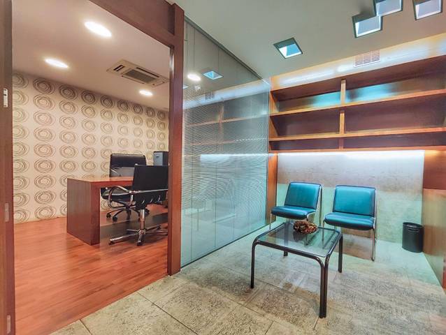 Oficina en Alquiler en Paseo de San Gregorio, 22 en Centro