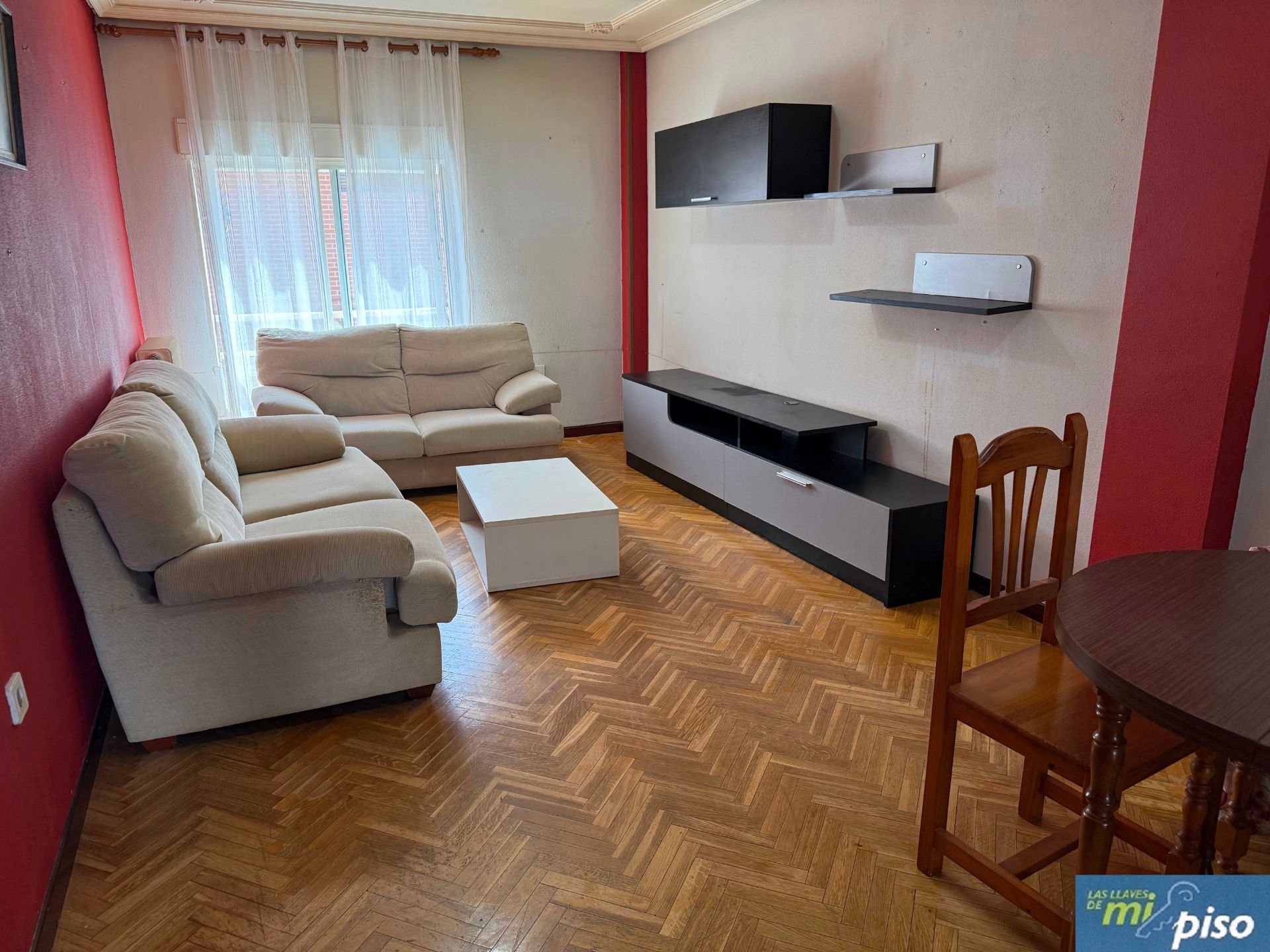 Living room of Flat for sale in Villanubla  with Heating, Parquet flooring and Furnished