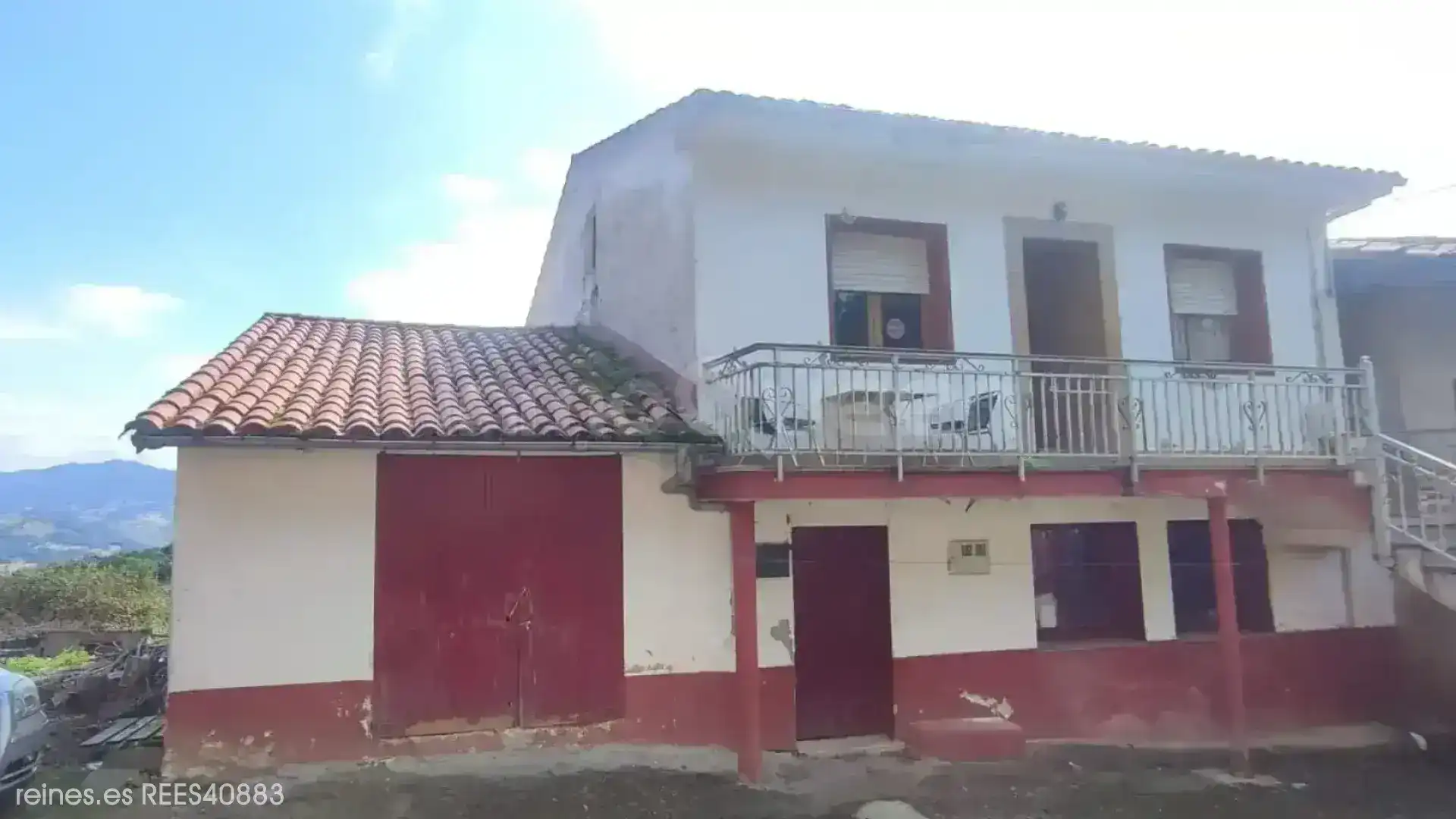 Vista exterior de Casa o xalet en venda en Candamo amb Calefacció, Jardí privat i Terrassa