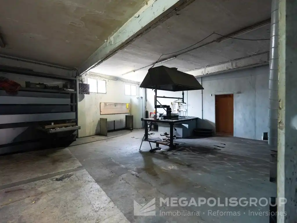Nave industrial in vendita a Calle Josep Finestres, imagen 38