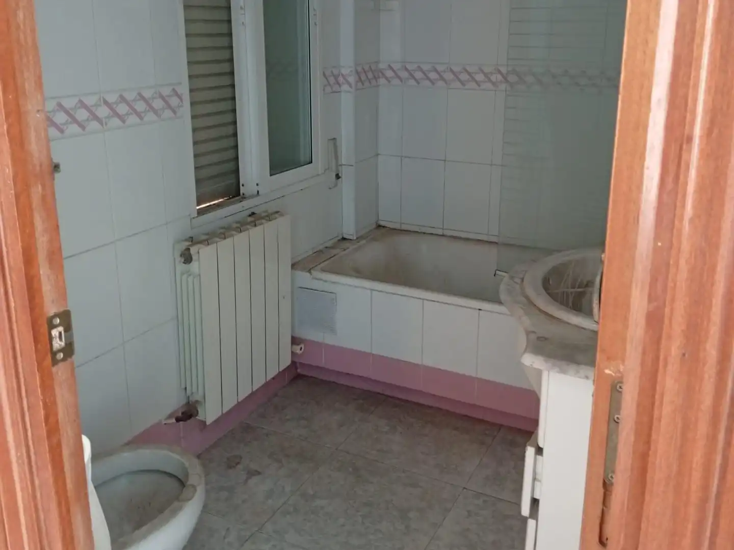 Bany de Pis en venda en El Real de San Vicente amb Traster