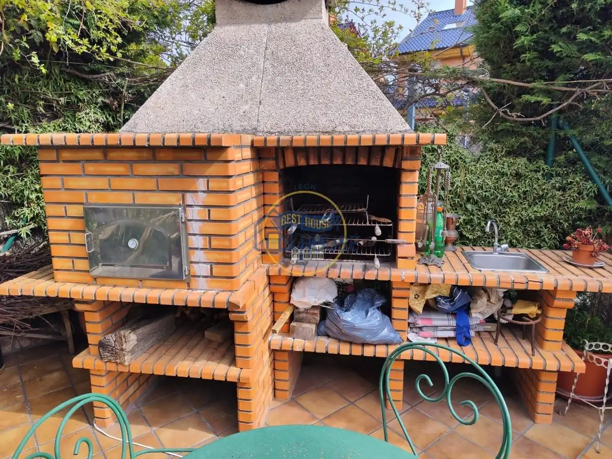 Casa pareada con piscina en venta en Villaquilambre, imagen 55