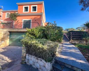 Vista exterior de Casa o xalet en venda en Sant Julià de Ramis amb Calefacció, Jardí privat i Terrassa