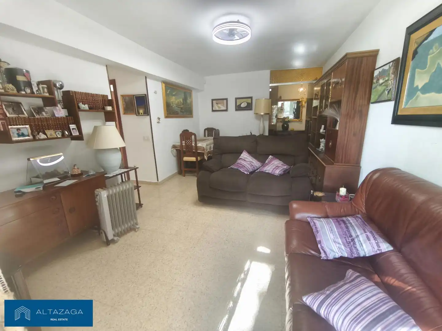 Sala d'estar de Pis en venda en Alcobendas amb Calefacció, Jardí privat i Traster