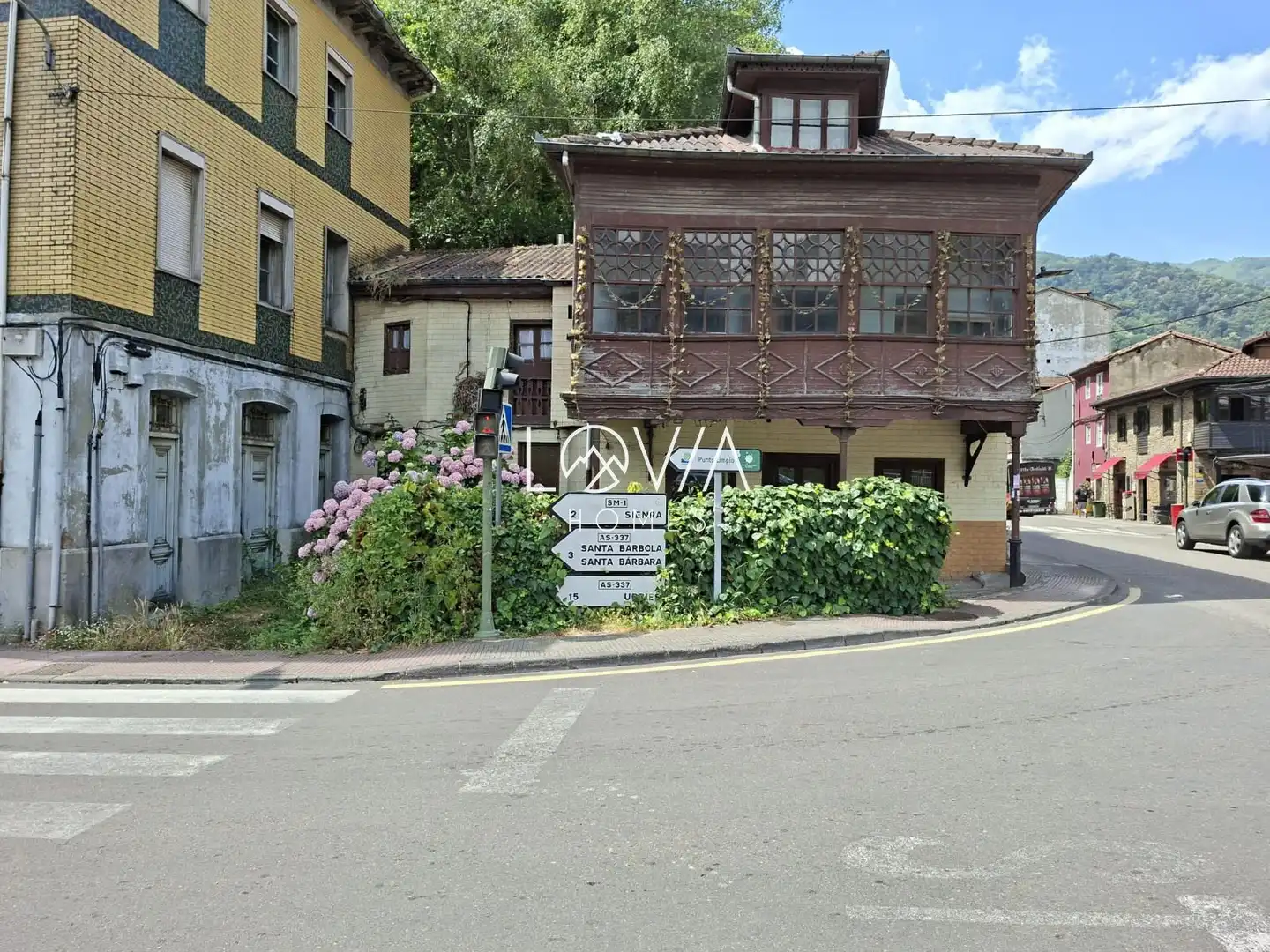 Vista exterior de Casa o xalet en venda en San Martín del Rey Aurelio