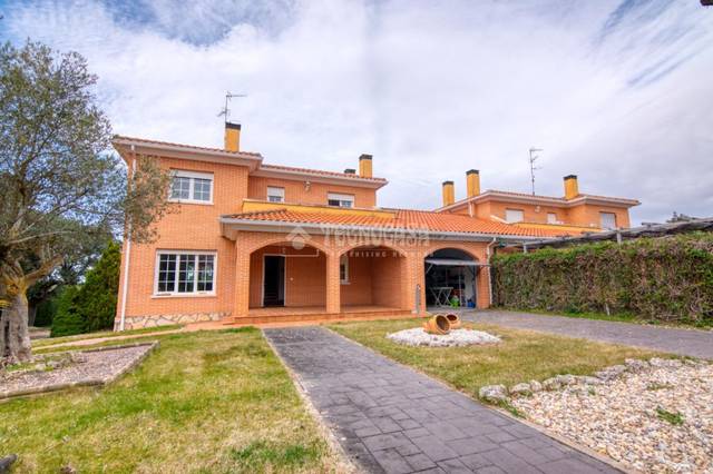 Casa adosada en Venta en Buenavista