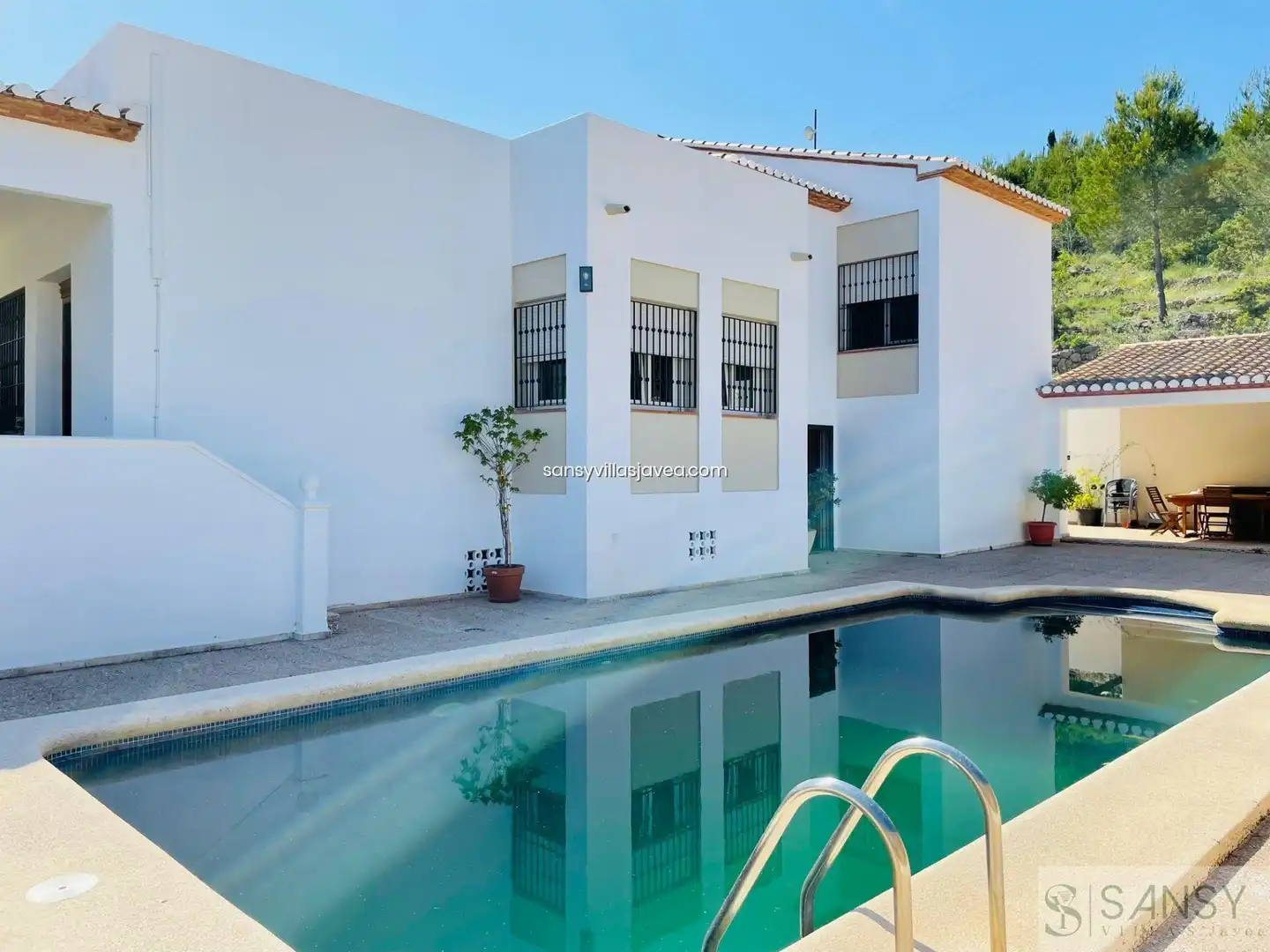 Villa in vendita a Las Rotas / Les Rotes