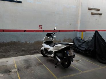 Moto à louer à Carretera de la Marina 97
