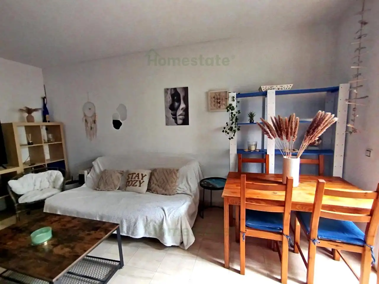 Wohnzimmer von Erdgeschoss zur Miete in Centro