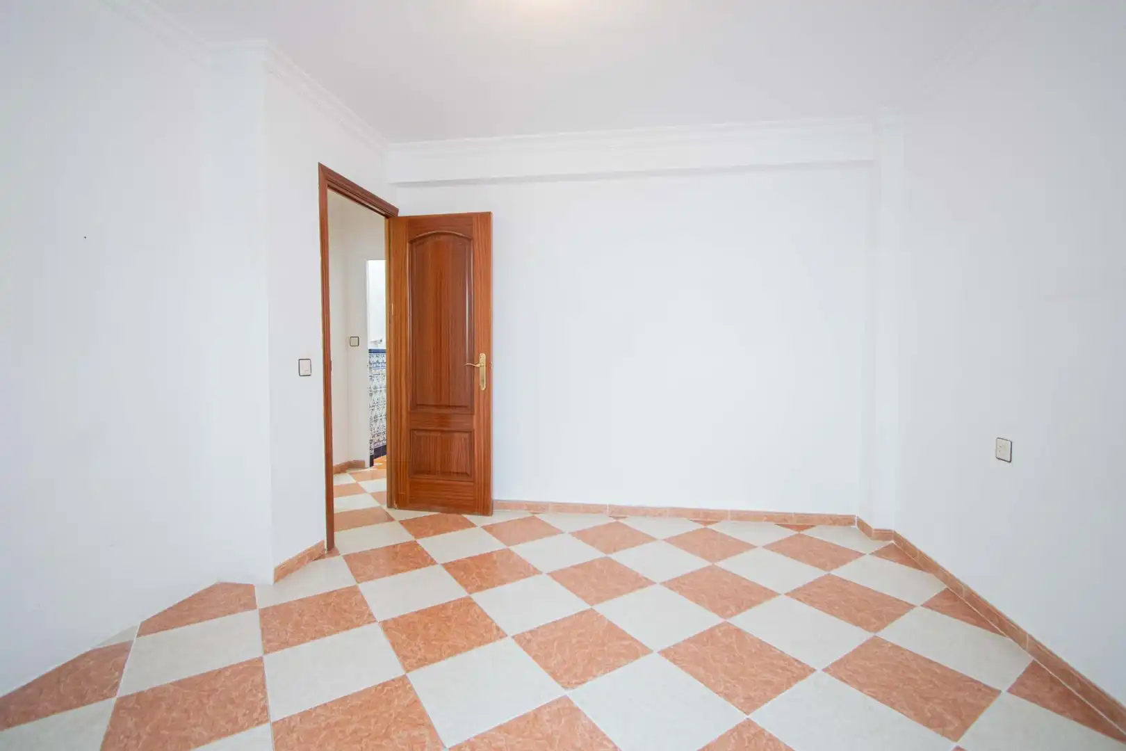 Casa adosada en venta en Sevilla con Aire acondicionado y Balcón