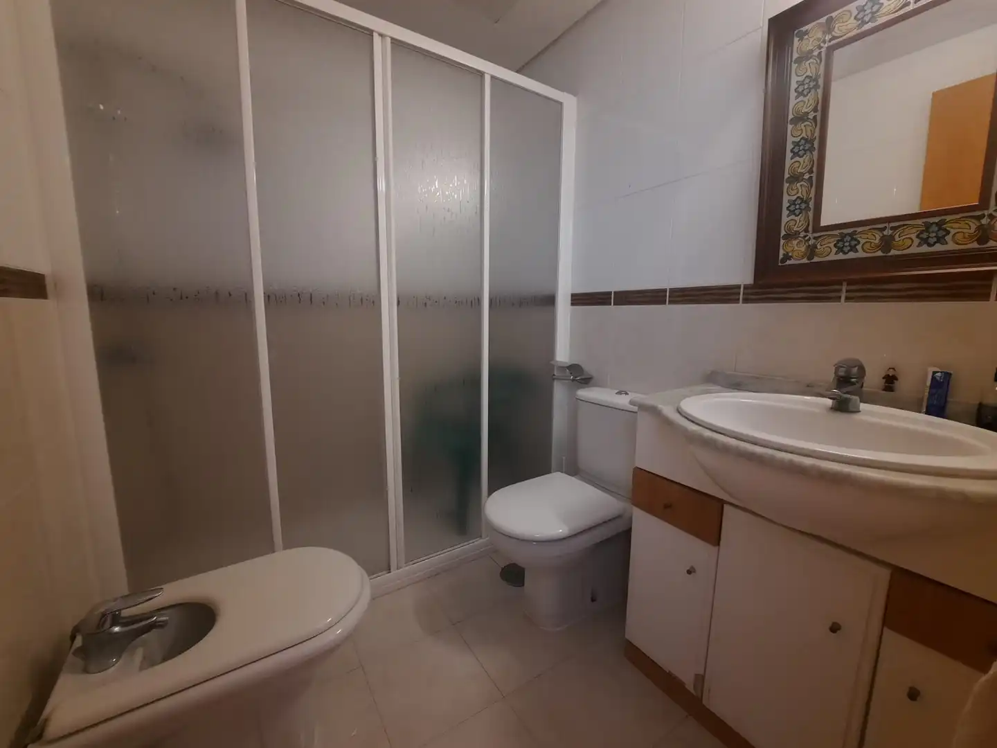Bany de Pis en venda en Castellón de la Plana / Castelló de la Plana amb Jardí privat, Parquet i Terrassa