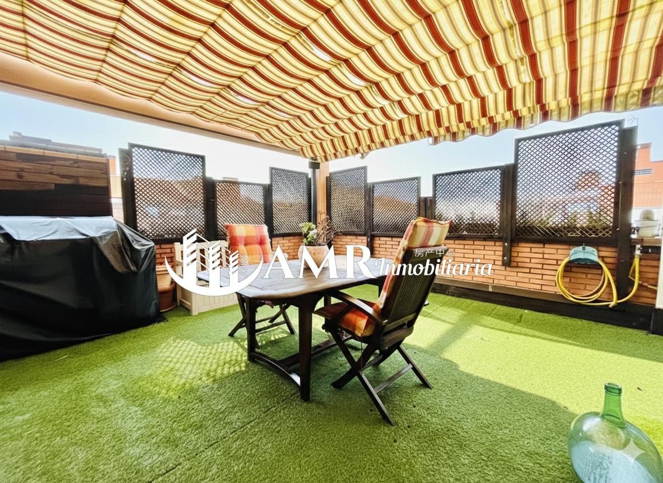 Terraza de Ático en venta en Parla con Aire acondicionado, Calefacción y Jardín privado