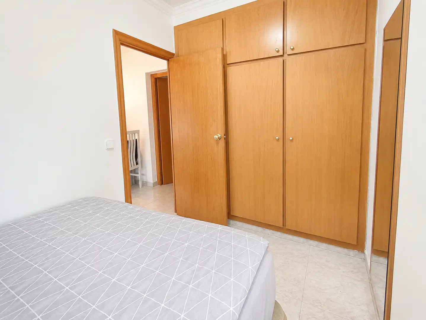 Habitación de Piso en venta en Girona con Calefacción, Amueblado y Horno