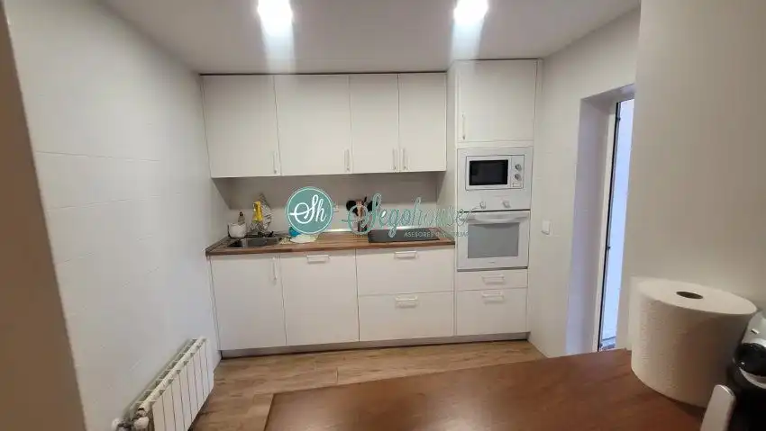 Cocina de Piso de alquiler en Segovia con Calefacción, Terraza y Amueblado