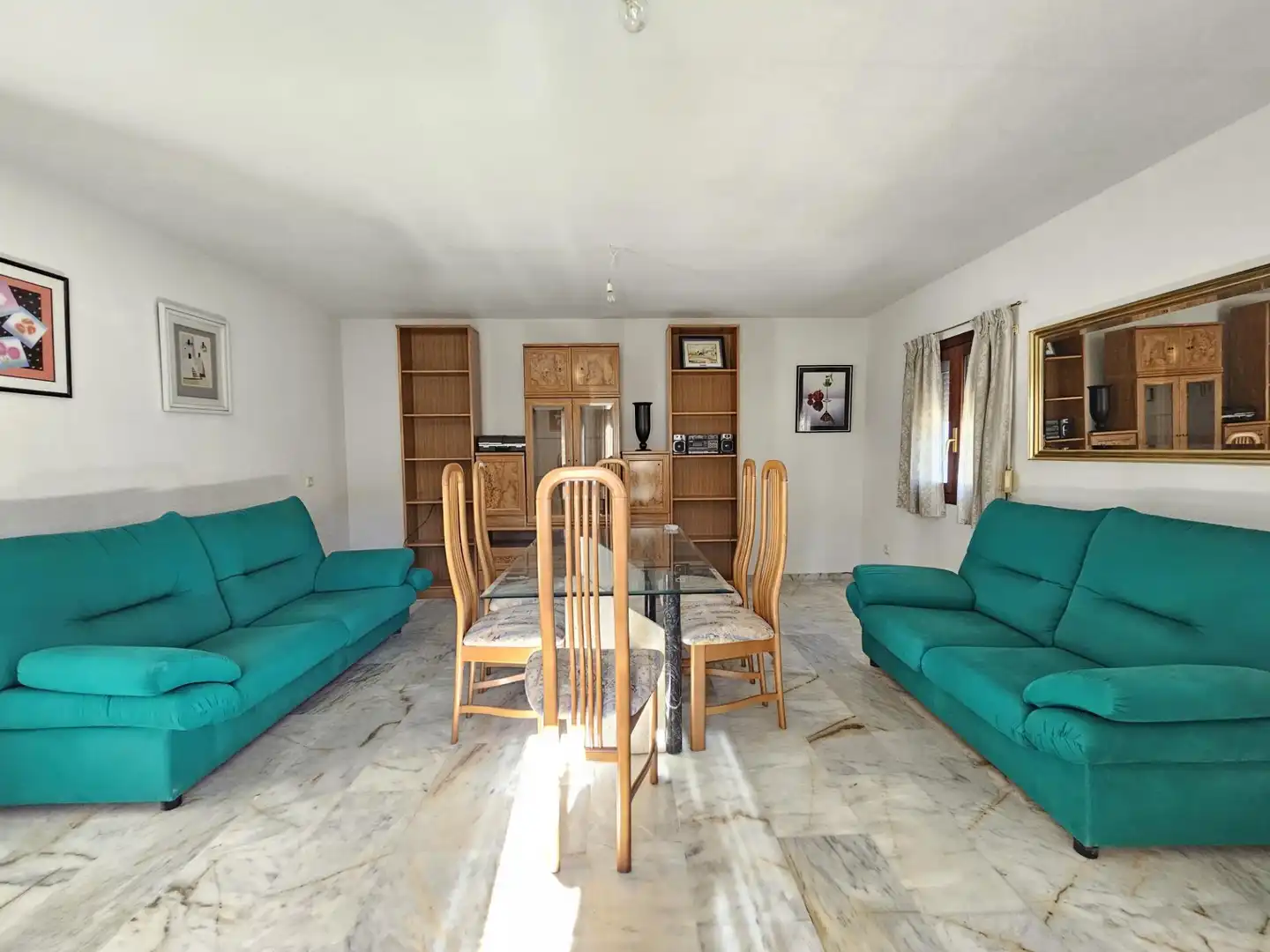 Menjador de Casa o xalet en venda en Navarredondilla amb Traster i Moblat