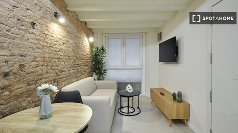 Foto 4 de Pis de lloguer a El Raval, Barcelona Capital