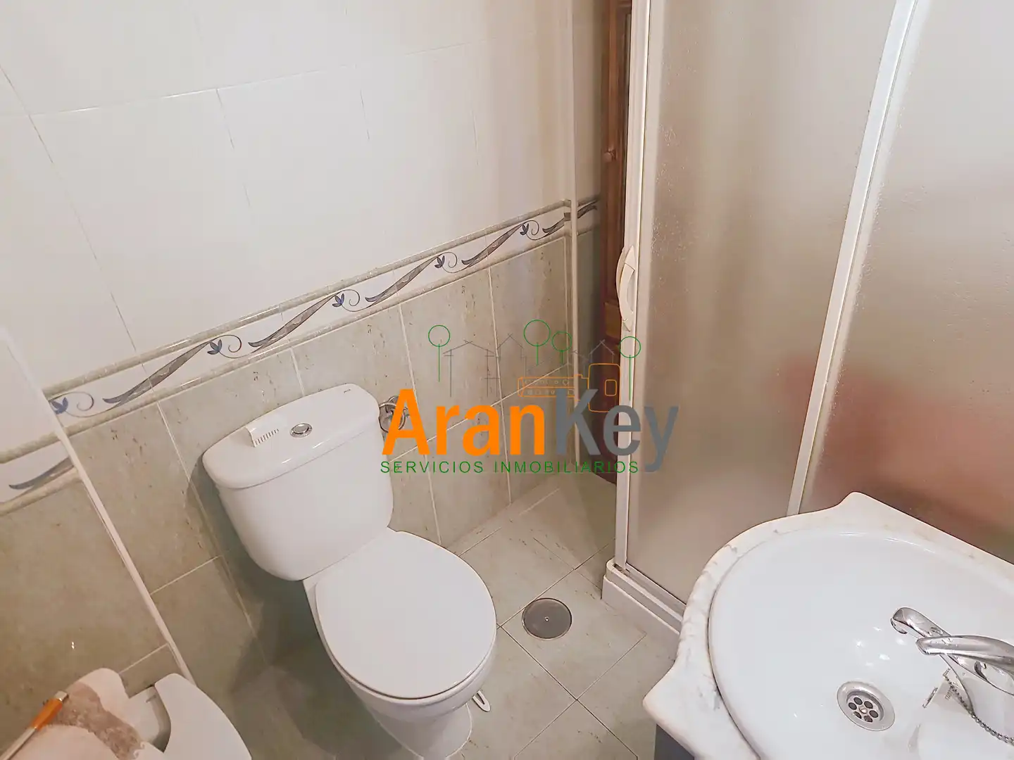 Badezimmer von Wohnung zum Verkauf in Aranjuez mit Klimaanlage, Heizung und Terrasse