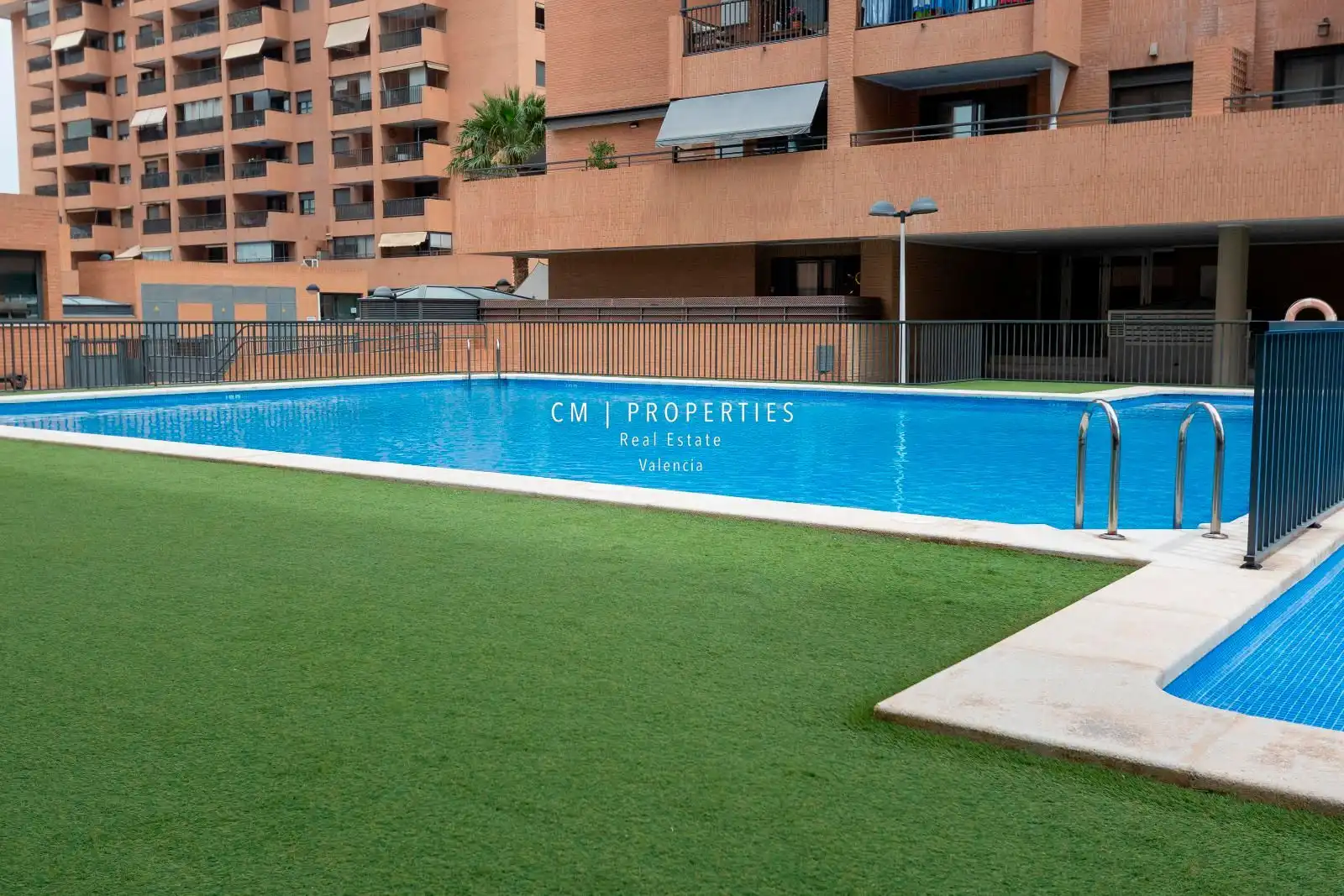 Piscina de Ático de alquiler en Alboraya con Aire acondicionado, Calefacción y Parquet