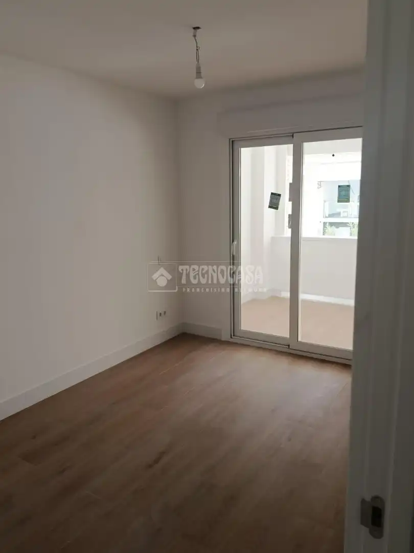 Dormitori de Local en venda en Rivas-Vaciamadrid amb Terrassa