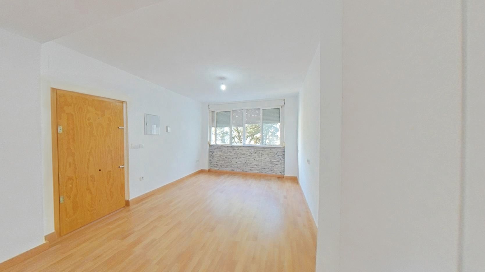 Bedroom of Flat for sale in  Sevilla Capital  with Heating and Oven