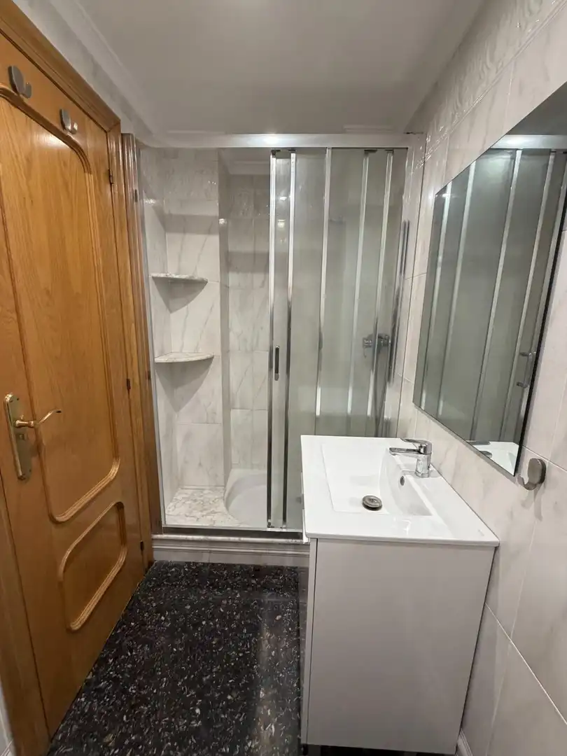Badezimmer von Wohnung zum Verkauf in Parque de la Bombilla  