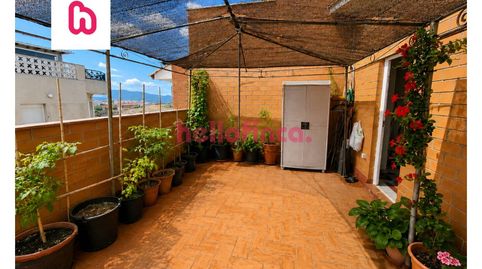 Foto 5 de Casa adosada en venta en Pasaje de Vistalegre, Santa Perpètua de Mogoda, Barcelona