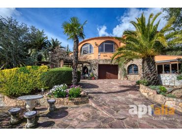 Maison mitoyenne à vendre à Calle Basilea