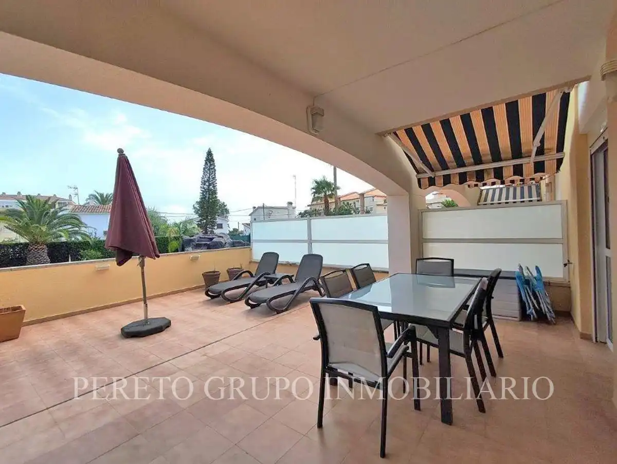 Appartement compact avec terrasse à vendre à Las Marinas / Les Marines, imagen 5