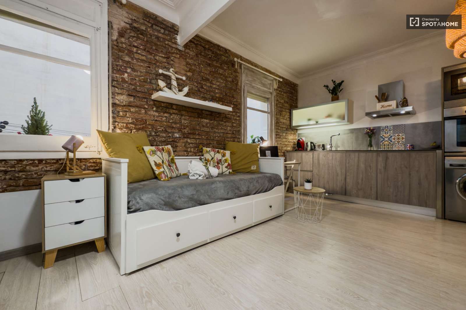 Bedroom of Study for share in  Barcelona Capital  with Air Conditioner, Terrace and Furnished