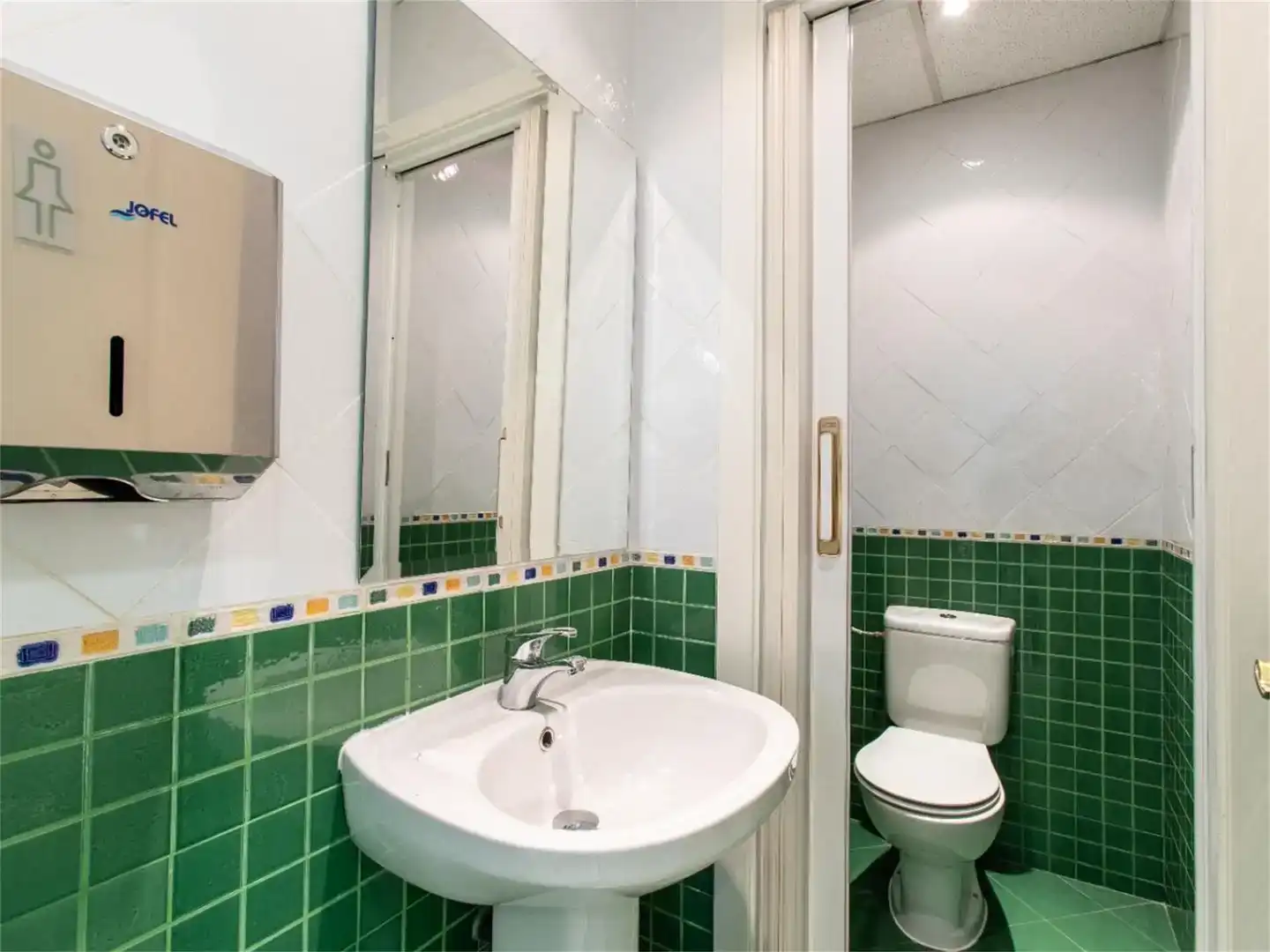 Baño de Local de alquiler en Pinto