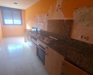 Kitchen of Planta baja for sale in Deltebre