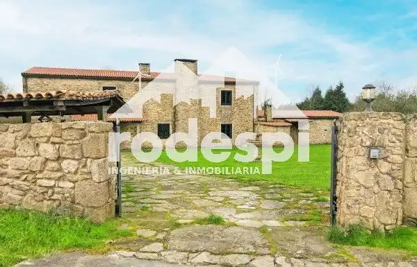 Casa o xalet en venda en Curtis amb Calefacció, Traster i Piscina