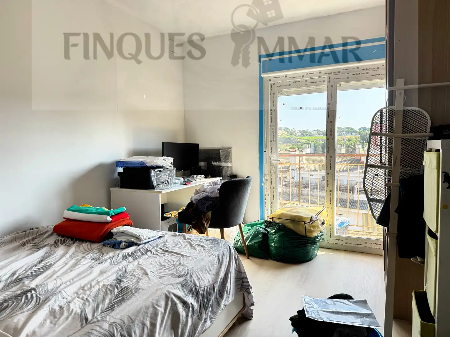 Habitación de Piso en venta en Blanes con Terraza, Amueblado y Horno