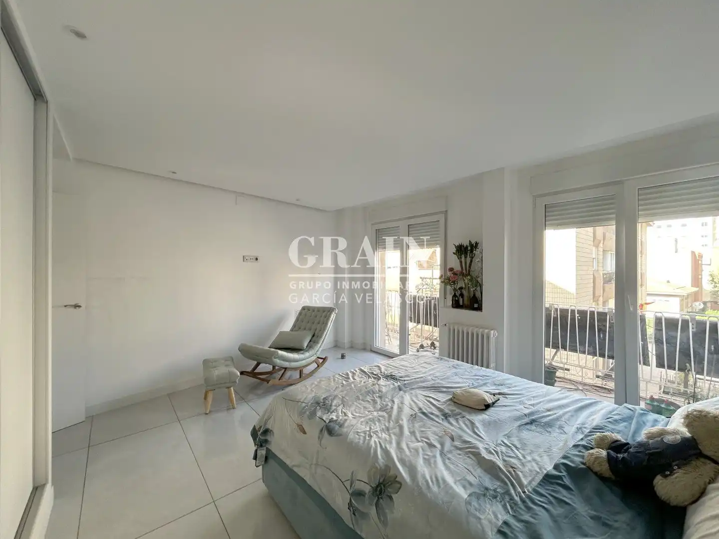 Bedroom of Flat for sale in Albacete  with Air Conditioner, Heating and Balcony