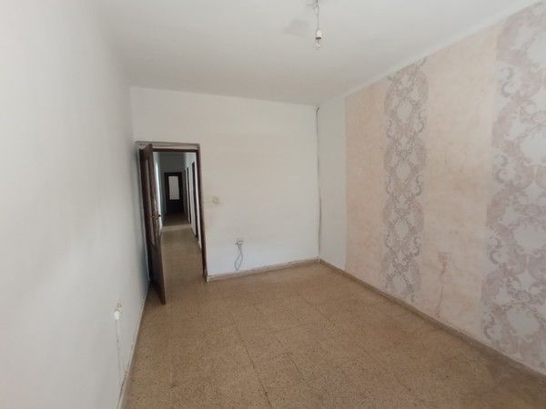 Flat for sale in Maestro Chapi, El Pilar