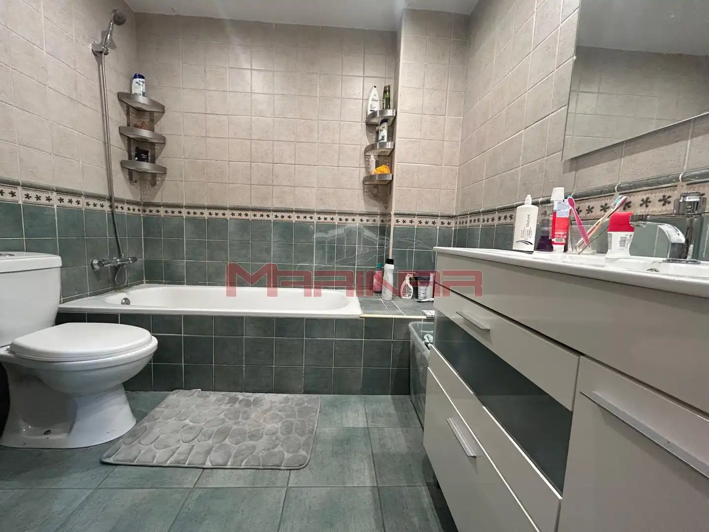 Baño de Casa adosada en venta en Seseña con Aire acondicionado, Calefacción y Jardín privado