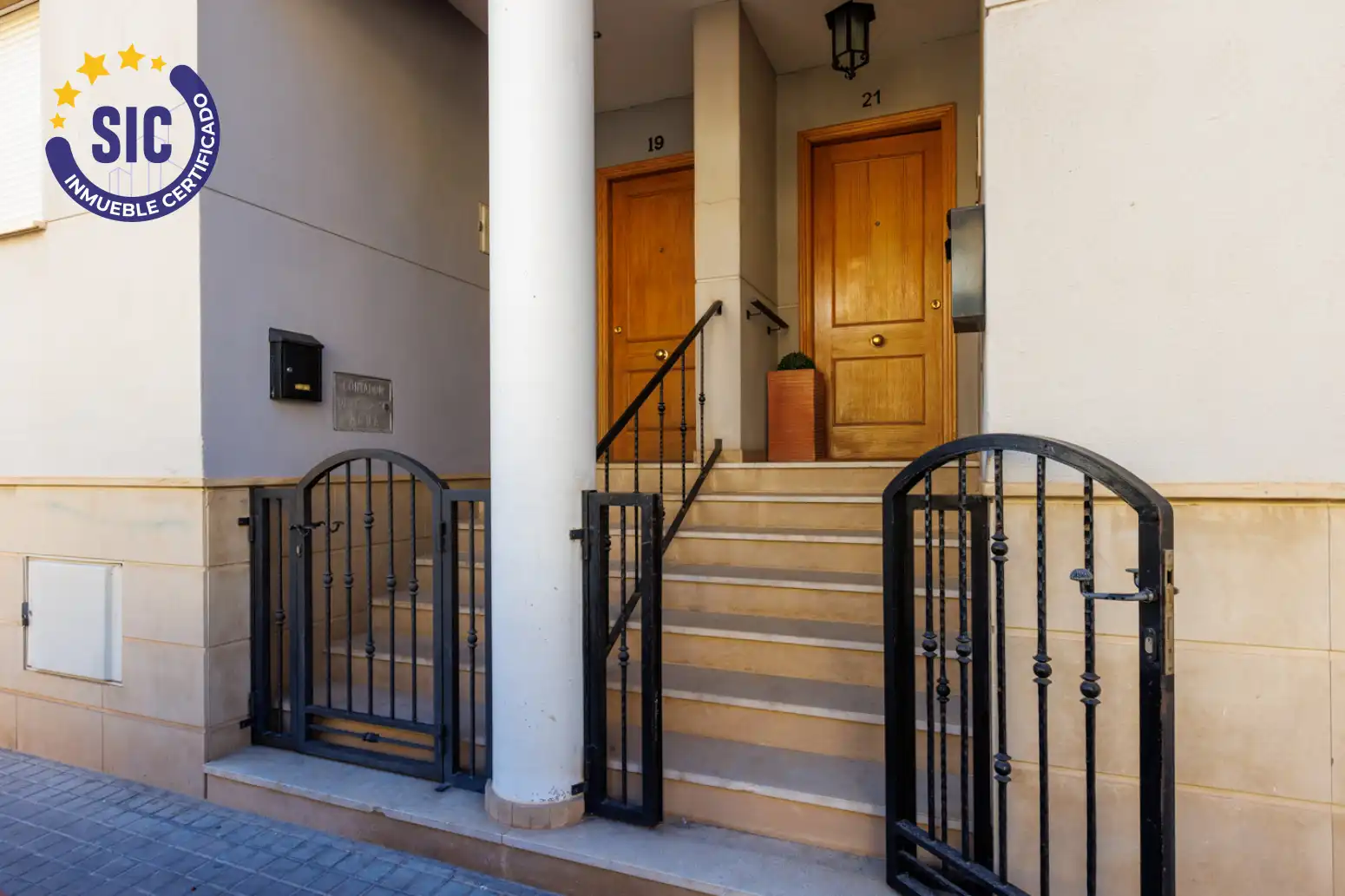 Casa o xalet en venda en L'Alcúdia de Crespins amb Aire condicionat, Terrassa i Balcó