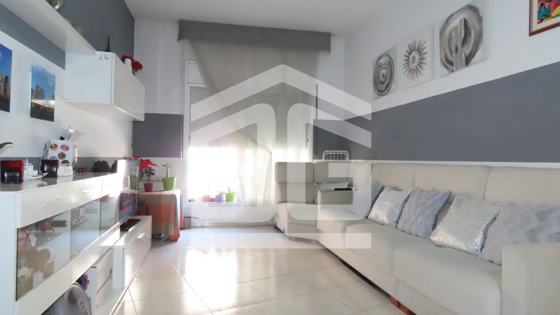 Sala d'estar de Pis en venda en Canovelles amb Calefacció, Traster i Forn