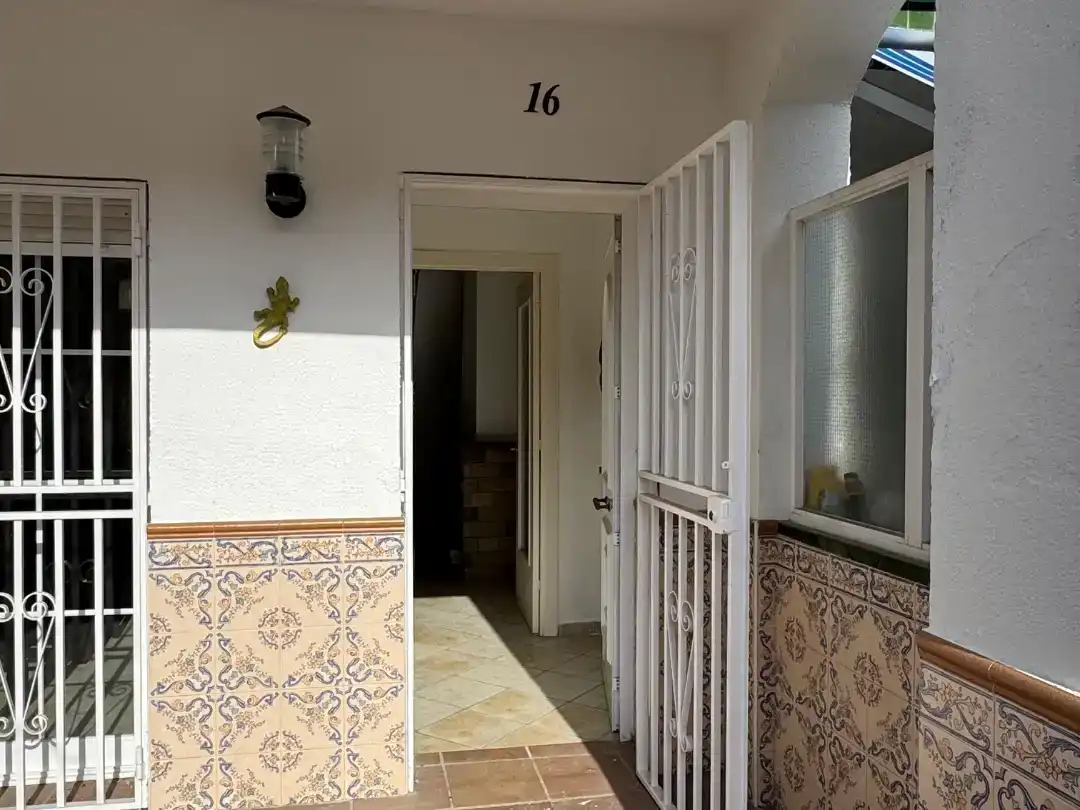 Casa adosada de lloguer en Cunit amb Aire condicionat, Parquet i Traster