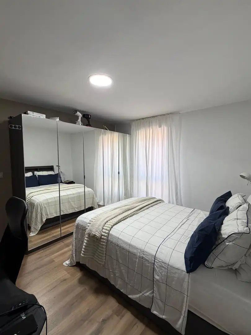 Habitación de Piso en venta en Madrid con Aire acondicionado y Balcón