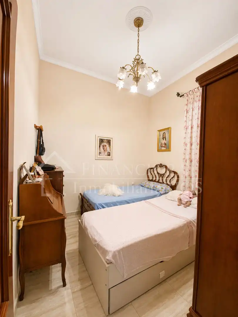 Habitación de Casa o chalet en venta en Alcalá de Guadaira con Aire acondicionado