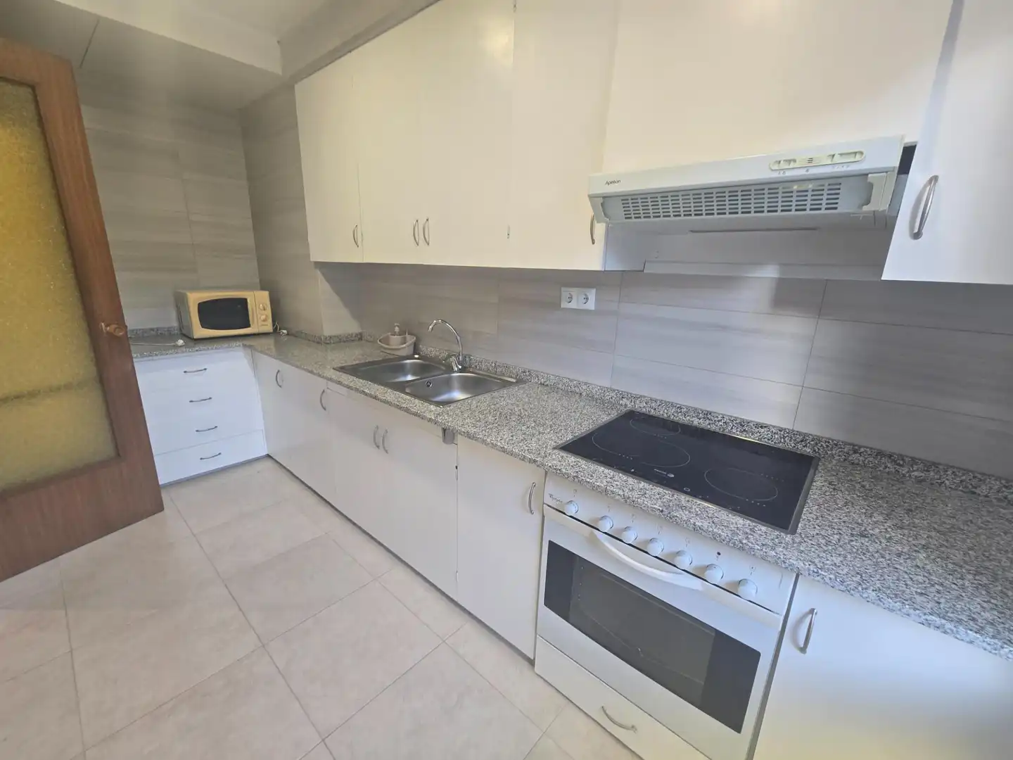 Flat with terrace for sale in Vilanova del Camí, imagen 16