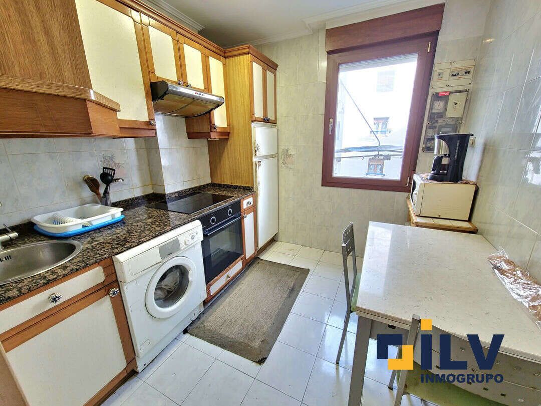Kitchen of Flat for sale in Santurtzi   with Heating and Balcony