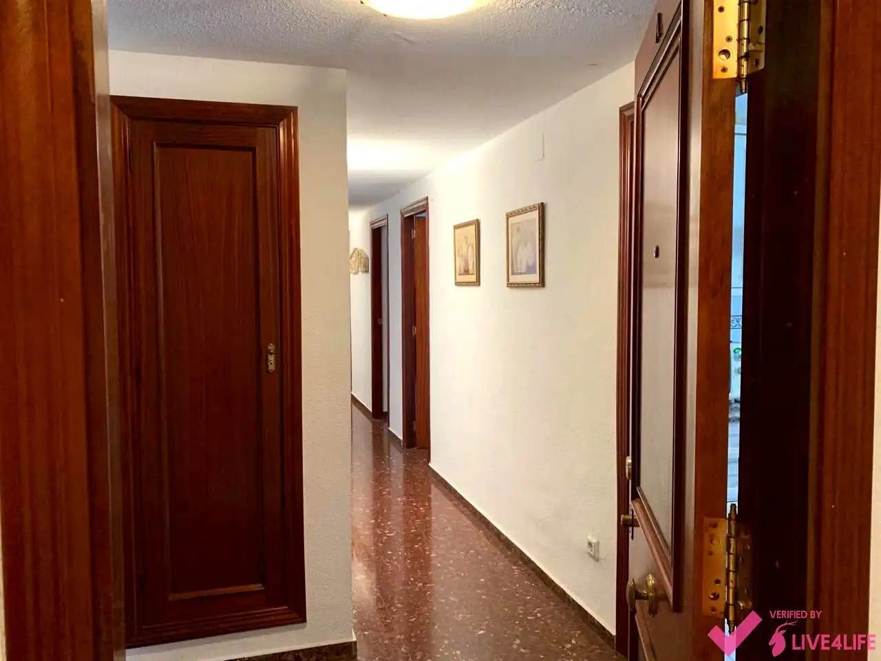 Flat for rent in Valencia  with Air Conditioner, Heating and Furnished